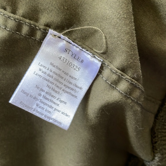 Club Monaco Essential Jacket Style #43310325 - Picture 3 of 7